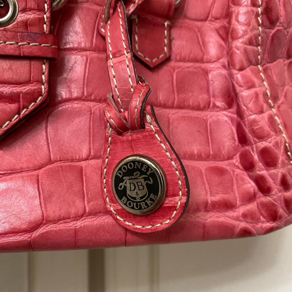 Dooney & Bourke Pink Croc Leather Shoulder Handbag - Picture 2 of 9